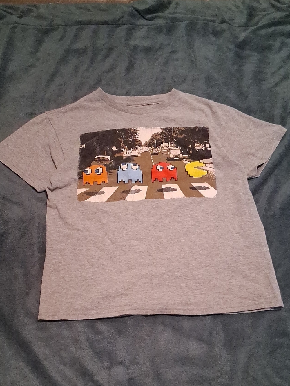 Baby tee Grey Pac-Man Graphic Tee